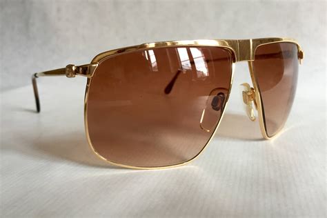 gucci glasses right out of the box|sunglasses gucci original.